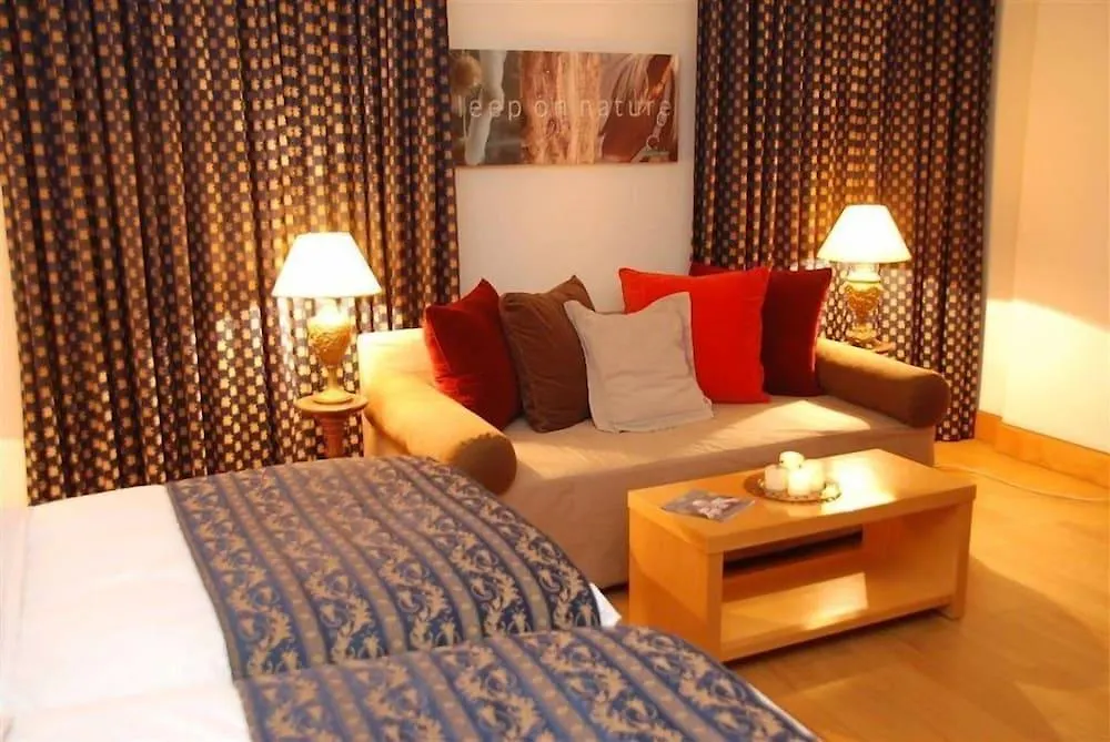 Le Palace Hotel Salonicco 3*,  Grecia